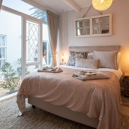 Salt Boutique Guesthouse By Curiocity (Adults Only) Bloubergstrand Zewnętrze zdjęcie